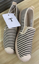 Load image into Gallery viewer, T Woven Fisherman Sandals – Breathable Flat Summer Shoes