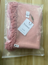 Load image into Gallery viewer, Tonywell Pink Wool Blanket Scarf